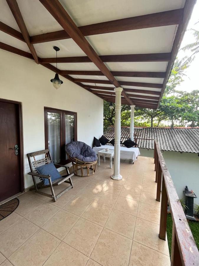 Beach House Kalukatiya - Family Villa, Seaview Room, Garden Room Dikwella Exteriör bild